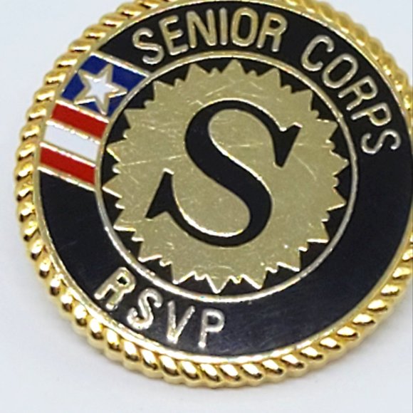 Senior Corps RSVP Lapel Pin Enamel Detail MARKED C. Sanders - Picture 6 of 9